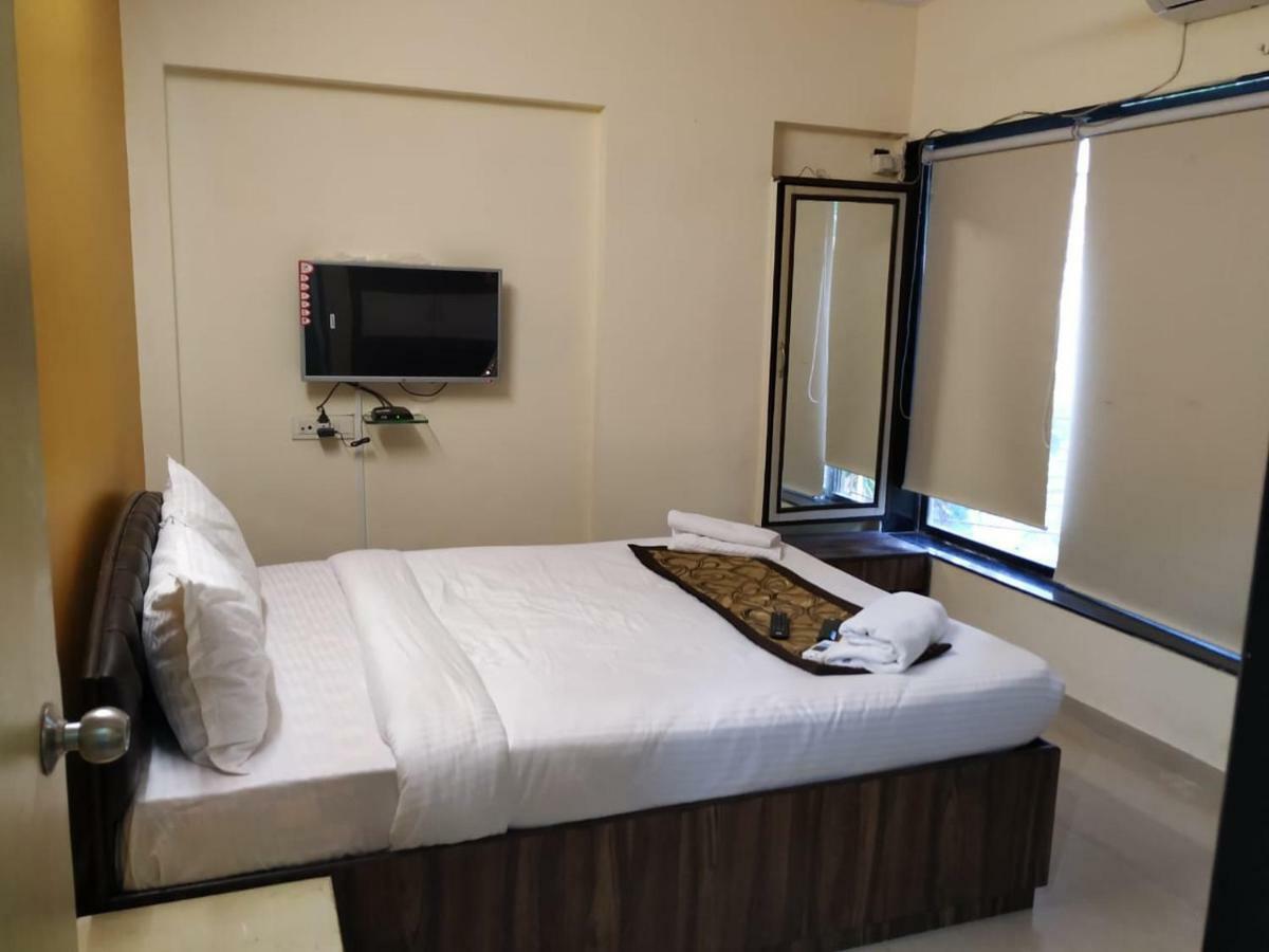 Lalsai Residency Andheri Мумбай Екстериор снимка