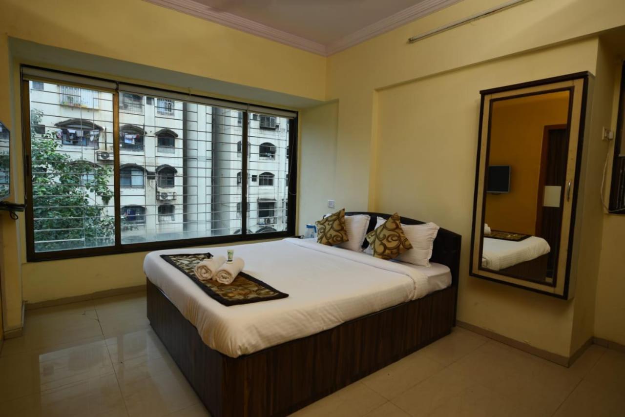 Lalsai Residency Andheri Мумбай Екстериор снимка